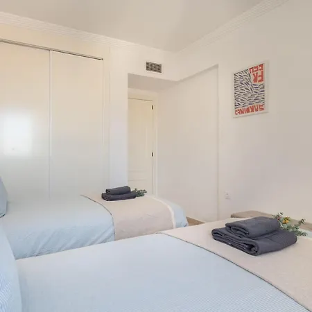 Banana Ll מארבלה